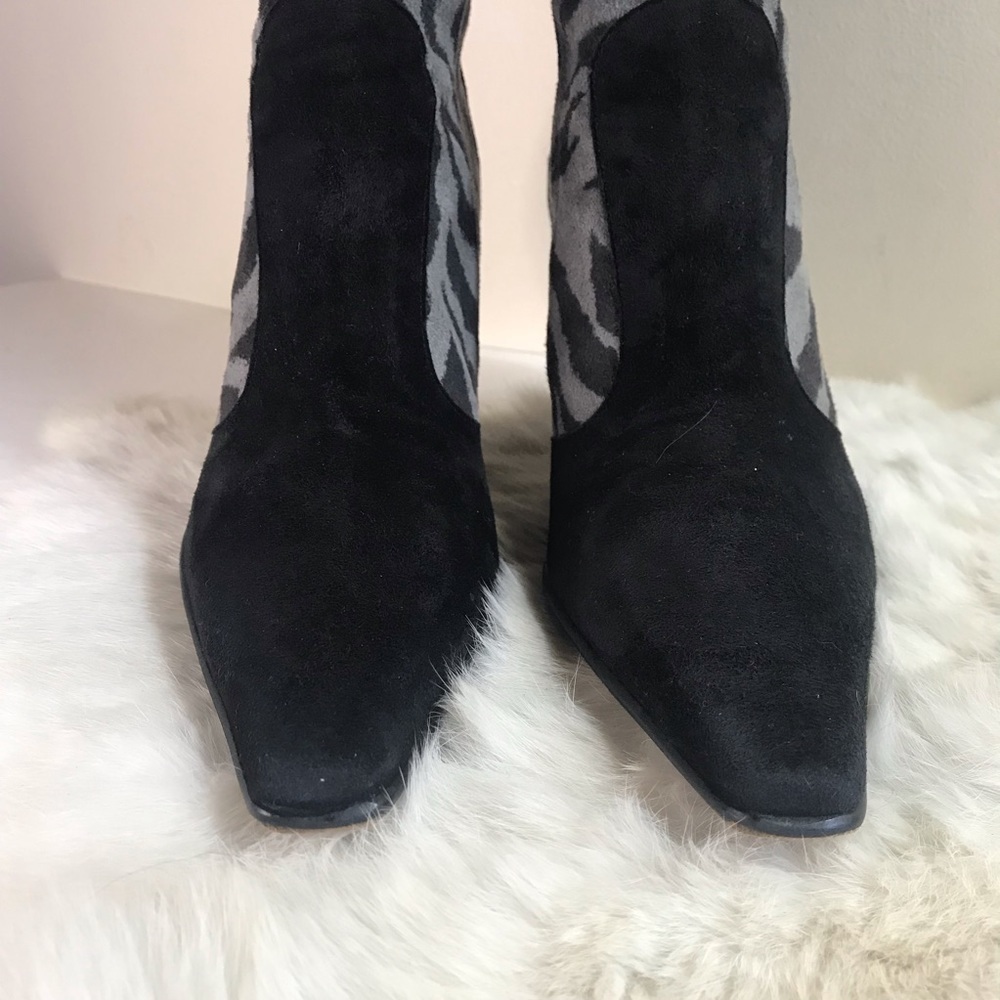 Donald Pliner Maliki Zebra Print Leather Heeled Boots Booties 6 M - Picture 6 of 12